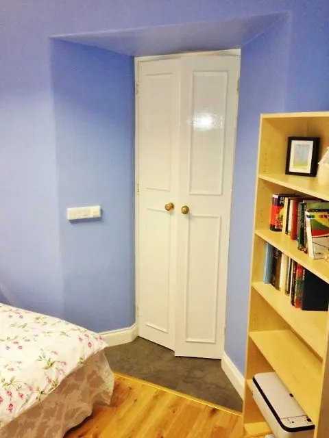 Apartment Silver Crescent House & Apts Vacation Rentals Galway City Ireland Ireland
