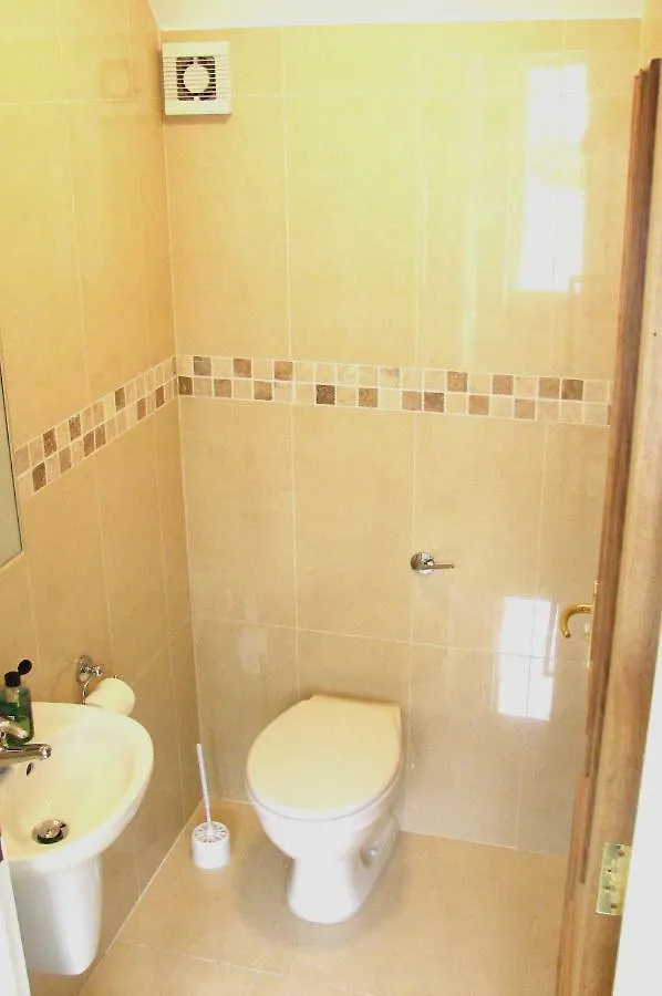 Silver Crescent House & Apts Vacation Rentals Galway City Ireland Apartment