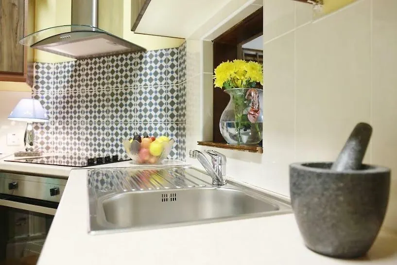 Silver Crescent House & Apts Vacation Rentals Galway City Ireland 0*,  Ireland